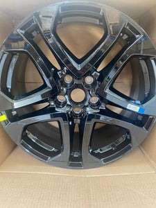 Genuine Holden VF S2 SSV-CALAIS- CALAISV  Redline Front Alloy Wheel 19 X 8.5