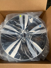 Genuine Holden VF S1 SS-SV6 STORM 2013-2014 ALLOY WHEEL & CAP