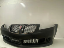 G8 Pontiac VE G8 Pack Genuine Front Bar Fascia Grilles & Emblem Assembly