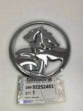 GM Holden Genuine VF Commodore  Grille Chrome Lion Emblem