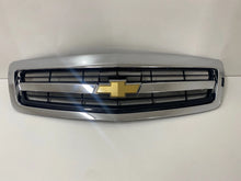 Genuine GM Chevrolet Caprice WM WN Front Grille Assembly