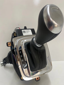 Genuine GM Chevrolet SS Sedan 6.0Litre  Auto Trans Shifter  P-N 92286226