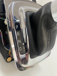 Genuine GM Chevrolet SS Sedan 6.0Litre  Auto Trans Shifter  P-N 92286226