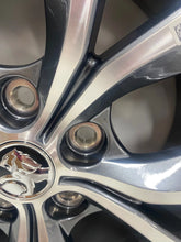 Genuine Holden VF Series 1 Calais & V & SSV  Alloy Wheel 18 X 8