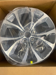 Genuine Holden VF Series 1 Calais & V & SSV  Alloy Wheel 18 X 8