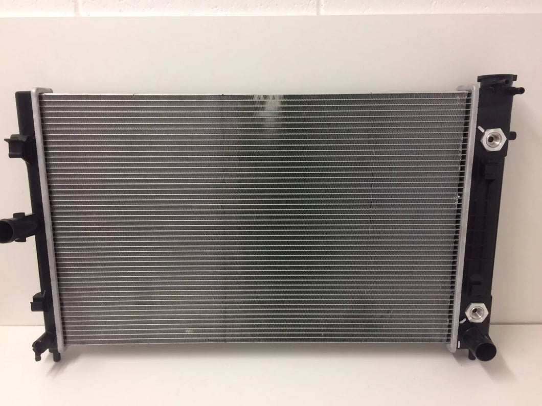Genuine Holden VZ Commodore & WL Statesman  New V8 Auto Radiator 5.7 & 6.0 Lit
