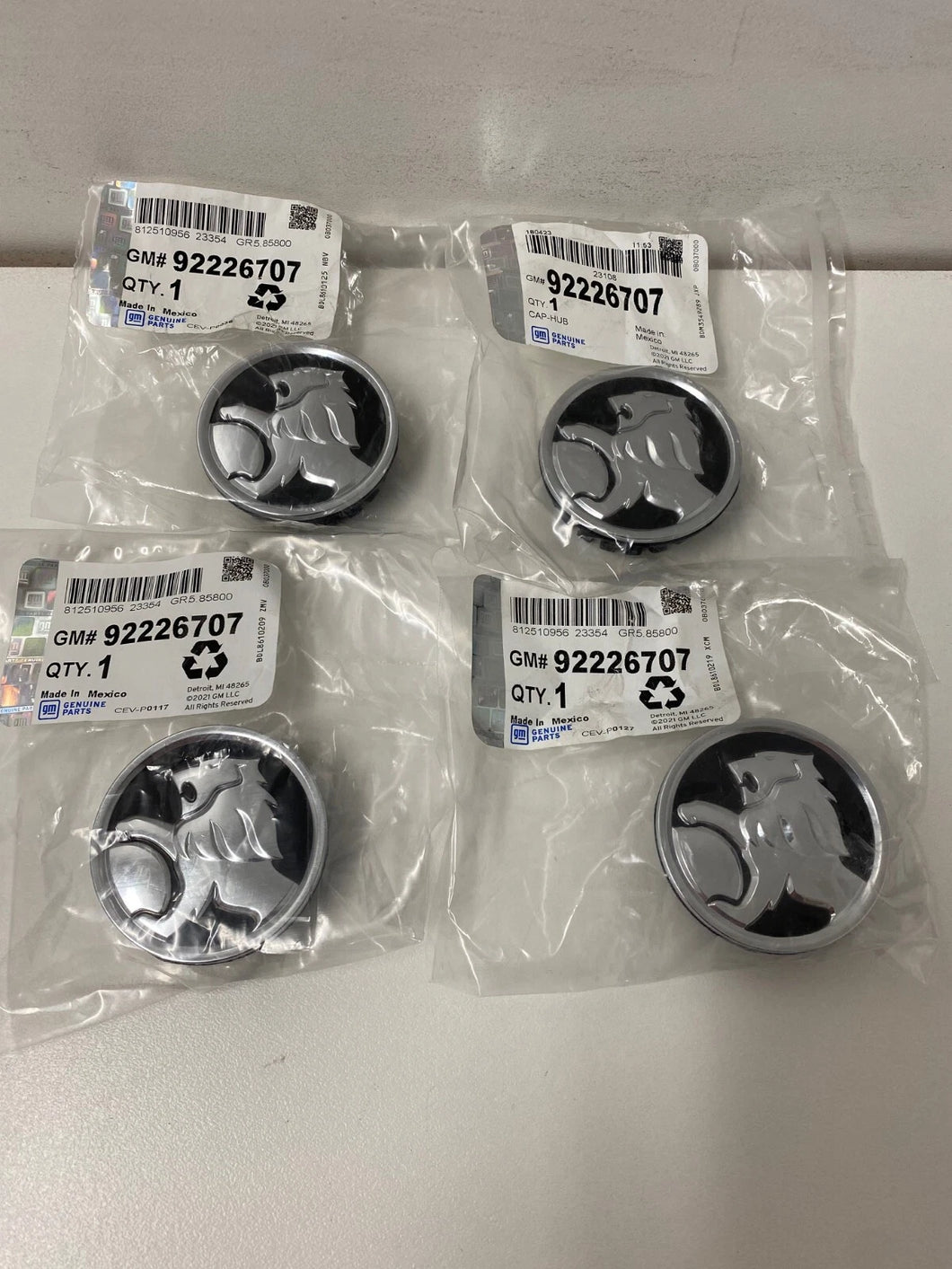 Holden Commodore VF Genuine Wheel Caps SS-SV6-SSV Set of Four P-N 92226707