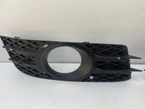 Holden Genuine 2012 VE Series 2  Pair of Front Fog Lamp Trims