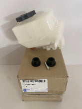 Genuine Holden VF WN S1&2 2013-2017 Brake Master Cylinder " Resevoir-Cap-Sensor"