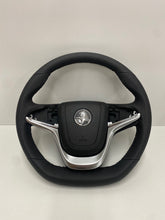 Genuine Holden VF SSV GTS Steering Wheel Airbag Centre & Galvano Silver Trim