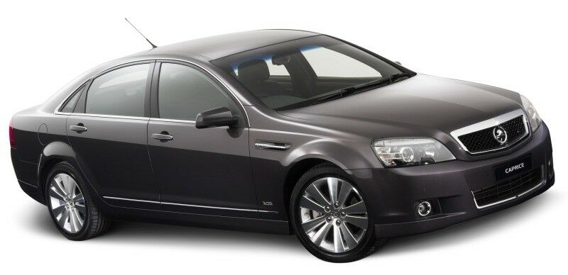 Holden WM  Statesman & Caprice Alloy Wheel 18 x 8 Bright Silver *DAMAGED STOCK*
