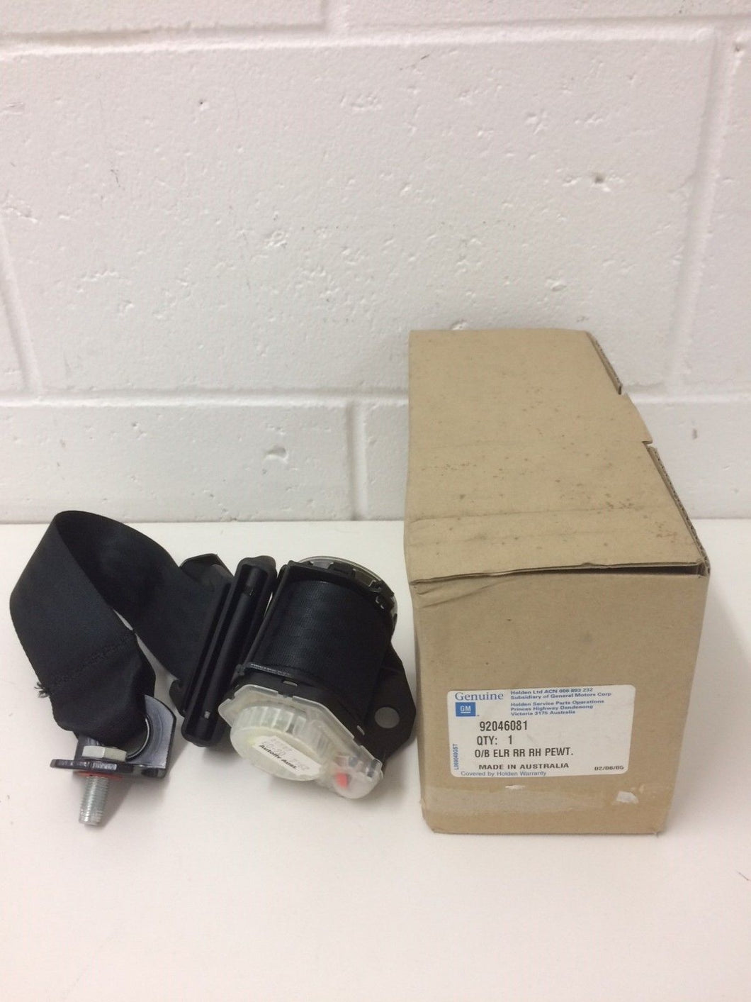 Genuine SEAT BELT  VN Commodore  SEDAN Left Rear 1988-1992