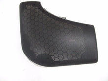 VT-VZ COMMODORE SEDAN WAGON CREWMAN UTE FRONT DOOR SPEAKER GRILLE RHF