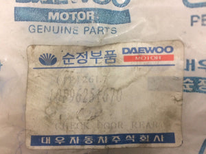 Genuine Daewoo Leganza " Right rear door check strap "