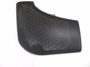 VT-VZ COMMODORE SEDAN WAGON CREWMAN UTE FRONT DOOR SPEAKER GRILLE PAIR